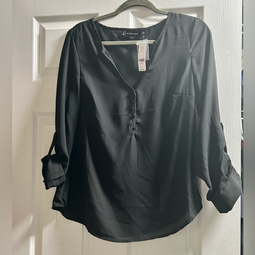 NY&CO Black Blouse size medium NWT
